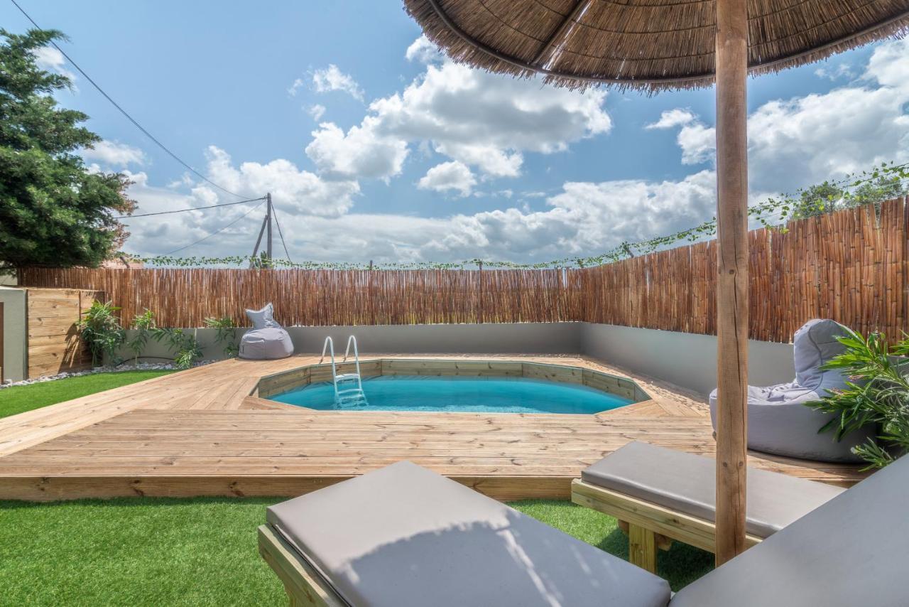 Modern House With Pool Near Beach Gazi Exterior photo